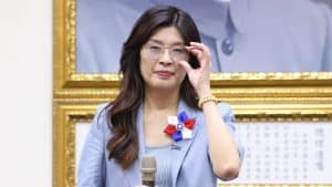 Read more about the article 鄭麗文少替中共犯台找藉口